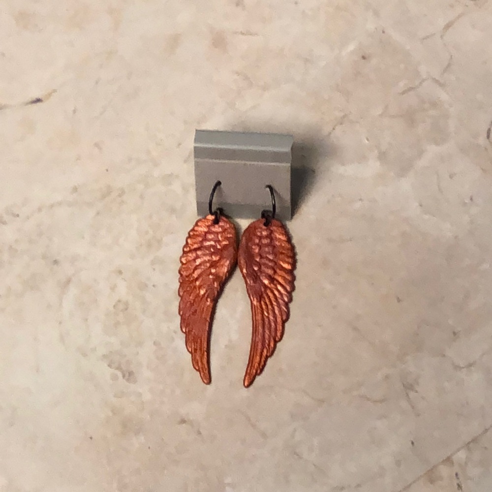 Small angel wings